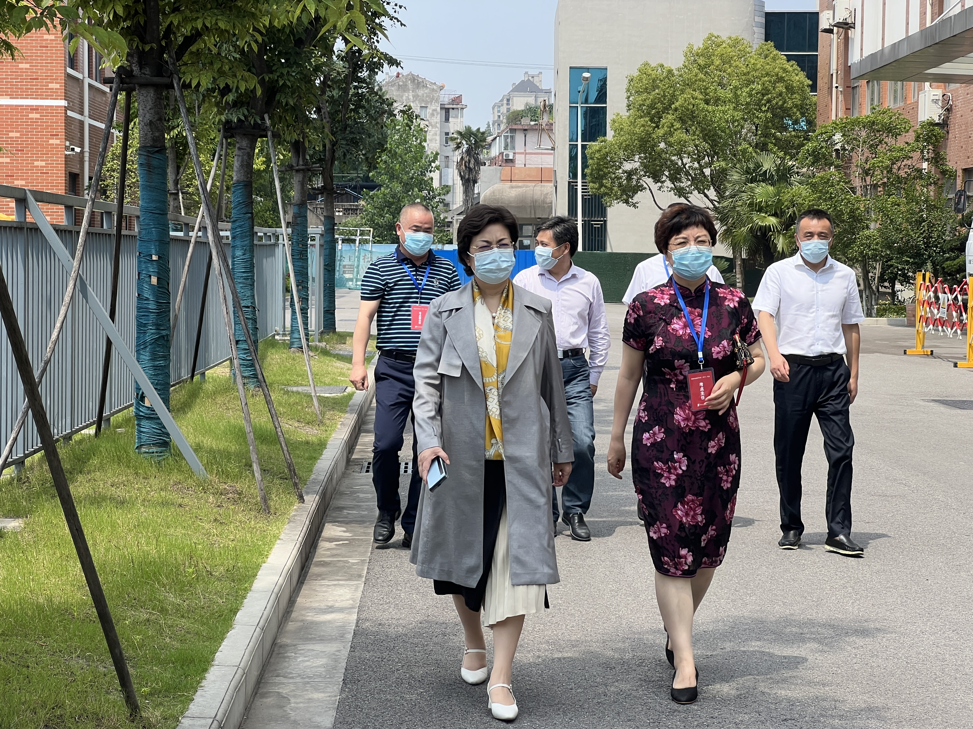 陈冬梅副市长实地查看启秀中学考点3.jpg